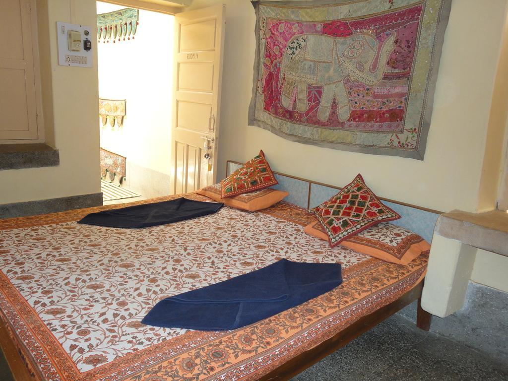 Hotel Temple View Jaisalmer Phòng bức ảnh