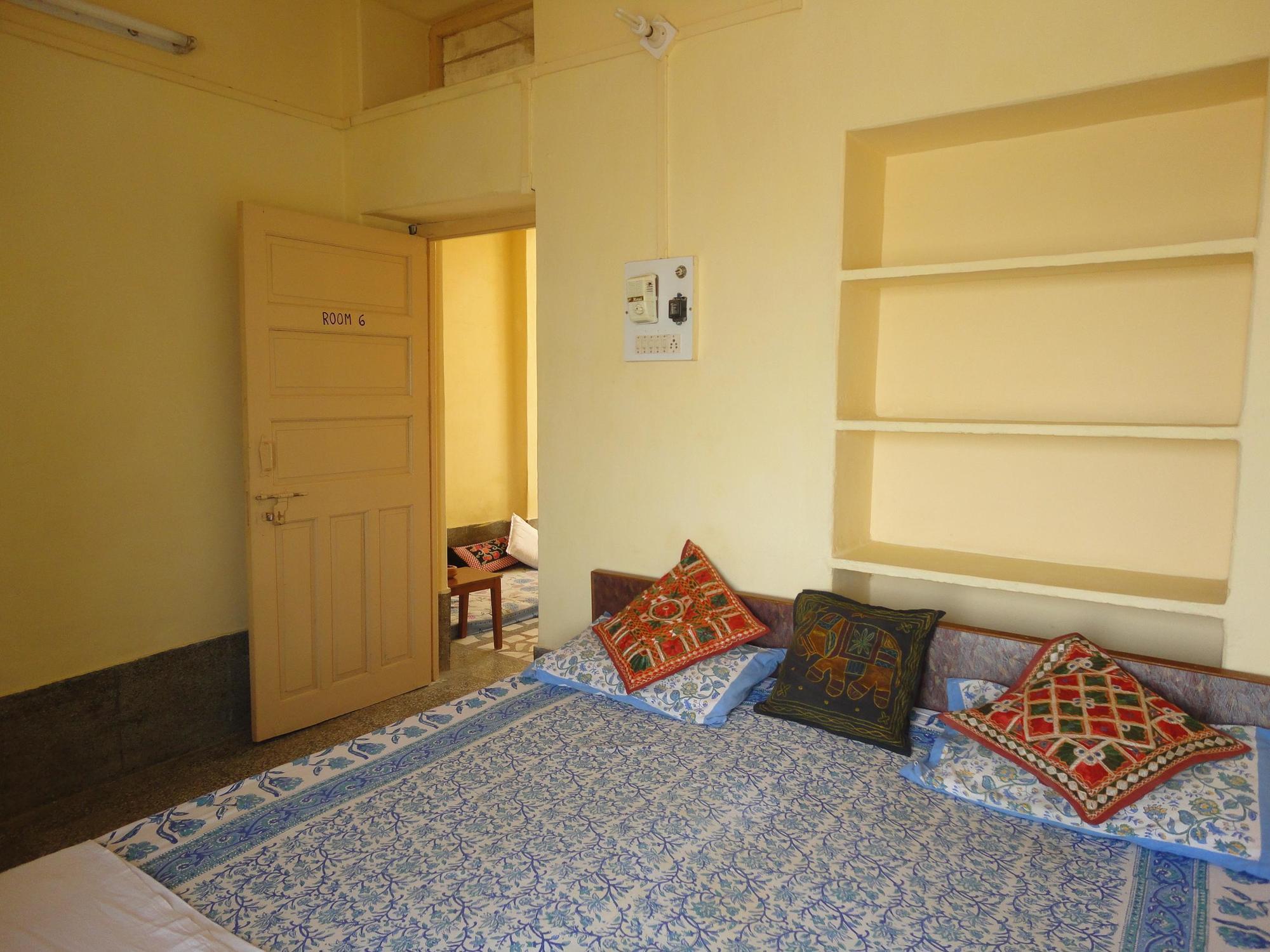 Hotel Temple View Jaisalmer Ngoại thất bức ảnh